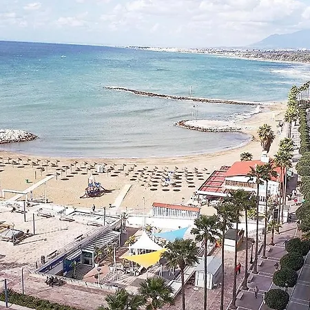 Playa Paseo Maritimo マルベーリャ