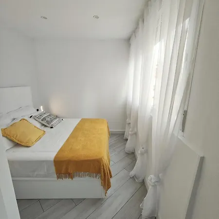 アパート Playa Paseo Maritimo マルベーリャ